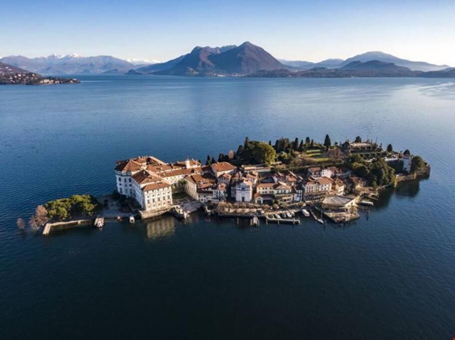 Lago Maggiore, Leggiuno, Ampio Appartamento Екстер'єр фото