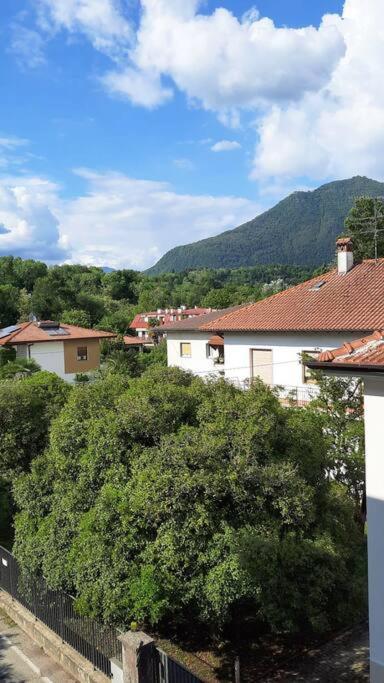 Lago Maggiore, Leggiuno, Ampio Appartamento Екстер'єр фото
